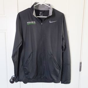 7/26 NIKE TRACK JACKET